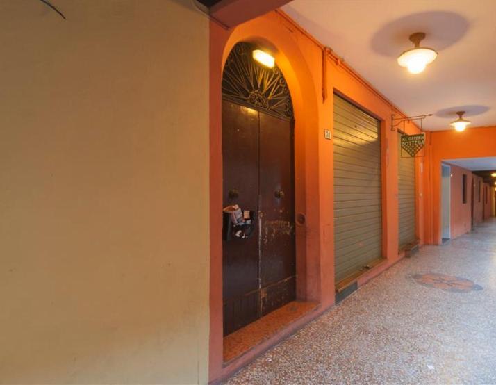 Pisolo In Citta Casa Vacanze Nel Centro Storico Bologna Exterior photo